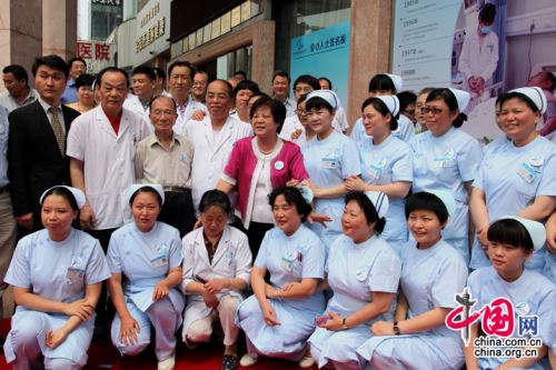 �Ϻ��{(l��n)ʮ���X���t(y��)Ժ���Ĺ�����