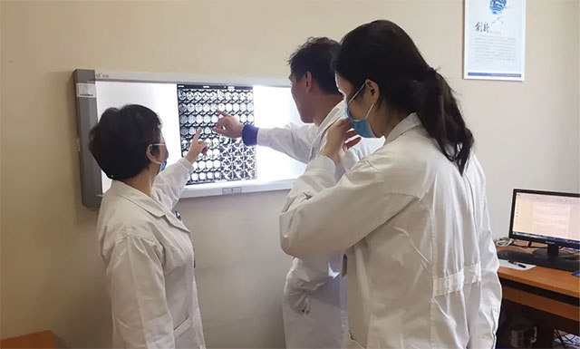 �e�ӵġ����b���������ĵ����X����(f��)�l(f��)�@�����t(y��)�������d���ı��x��