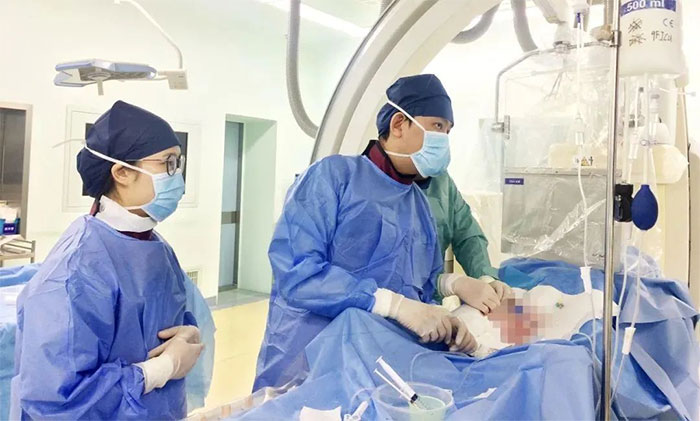 7Ѯ���̿�ǻ��(n��i)��Ѫ��ֹ ����˨���M��(n��i)���}�ɹ�ֹѪ