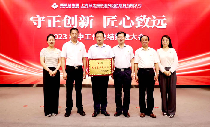 �������M(j��n) �¾���Ӧ���ϣ�����F(tu��n)���Ƀ�(y��u)һ�ȡ��������γ��t �t(y��)Ժ�@�ö��(xi��ng)��s