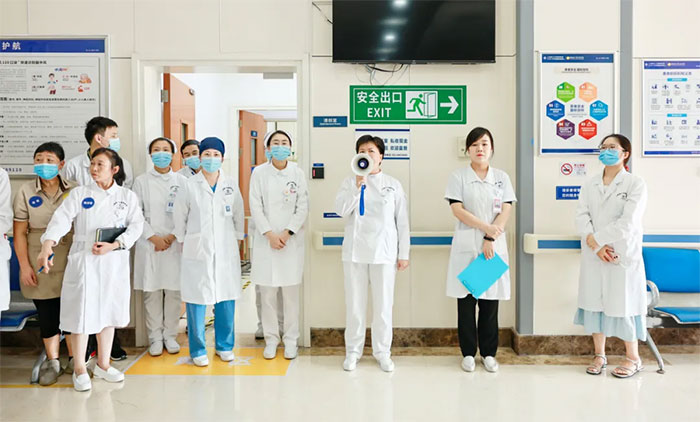 �������R �Ծ��ّ�(zh��n) �� �t(y��)Ժ�_չ���\�������T���Α�(y��ng)���ݾ�