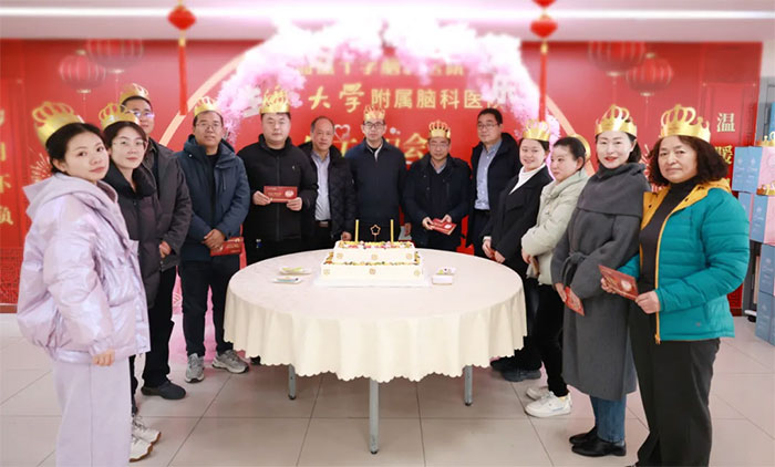 ͬ�崺�L(f��ng) �������� �� �Ϻ��{(l��n)ʮ���X���t(y��)Ժ2�T�����Օ�(hu��)