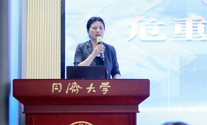 �۽��ذY�o�� ������������ �� �{(l��n)���X��Σ�ذY�����oʿ��Ӗ(x��n)���15-16�v���Ϻ��{(l��n)ʮ���X���t(y��)Ժ�e�k